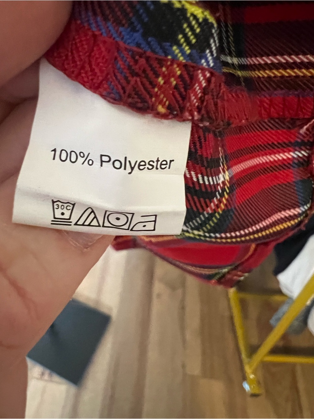 ❤️ Red Plaid Pleated Mini Skirt ❤️  
Size Medium | EUC - Picture 5 of 8